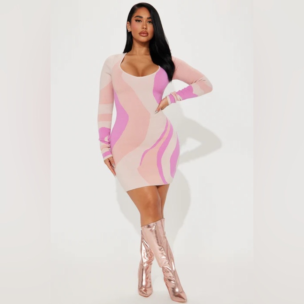 Elegant Pink and Cream Women's Dress